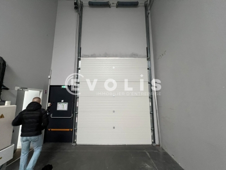 Photo 3 – vente Entrepôts / activités	CHASSIEU (69680)