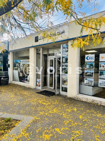 Photo 1 – location Locaux commerciaux	MELUN (77000)