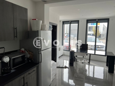 Photo 6 – location Entrepôts / activités	DECINES CHARPIEU (69150)