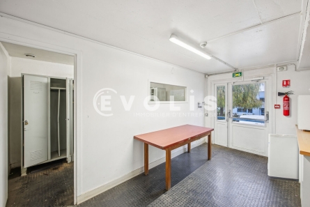 Photo 8 – location Entrepôts / activités	VERRIERES LE BUISSON (91370)