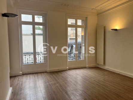 Photo 5 – location bureaux	PARIS (75008)