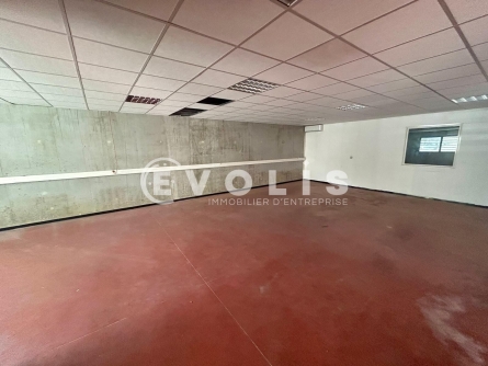 Photo 5 – location Entrepôts / activités	GRIGNY (91350)