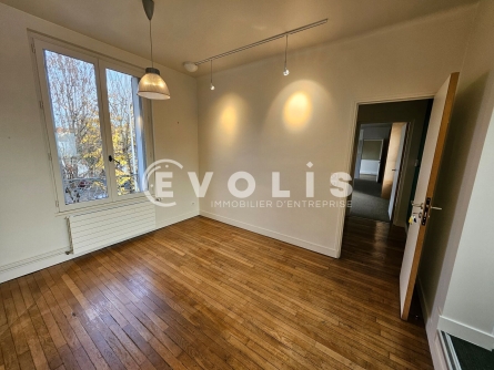 Photo 7 – location Entrepôts / activités	CACHAN (94230)