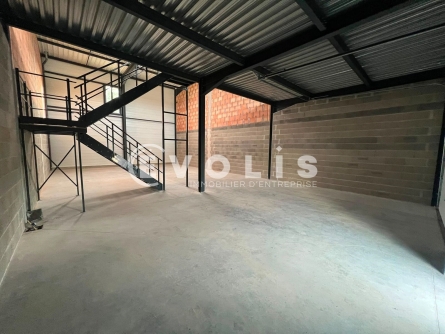Photo 2 – location Entrepôts / activités	SAINT-GENIS-LAVAL (69230)