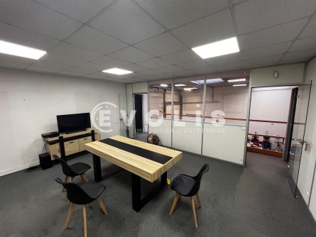 Photo 10 – location Entrepôts / activités	EPONE (78680)