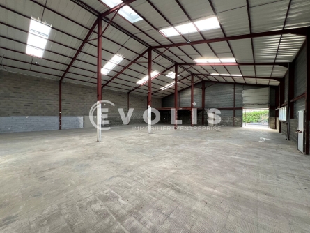 Photo 3 – location Entrepôts / activités	VILLEFRANCHE SUR SAONE (69400)