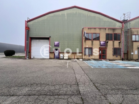 Photo 1 – location Entrepôts / activités	VENISSIEUX (69200)