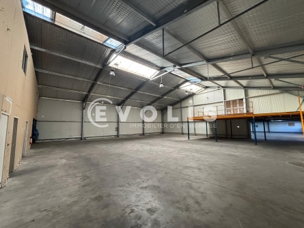 Photo 9 – vente Entrepôts / activités	FAREINS (01480)