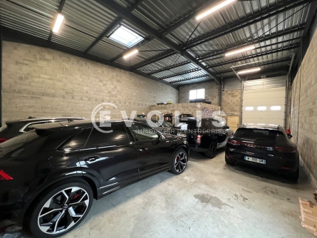 Photo 2 – location Entrepôts / activités	CHASSIEU (69680)