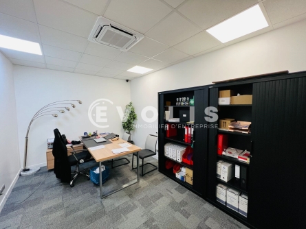 Photo 4 – location Entrepôts / activités	NOISY LE SEC (93130)