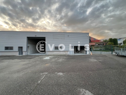 Photo 2 – location Entrepôts / activités	TALUYERS (69440)