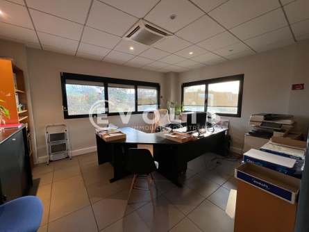 Photo 14 – location Entrepôts / activités	FLEURIEUX SUR L'ARBRESLE (69210)