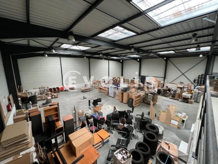 Photo 8 – location Entrepôts / activités	FLEURIEUX SUR L'ARBRESLE (69210)