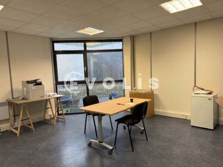 Photo 3 – location Entrepôts / activités	ECHIROLLES (38130)