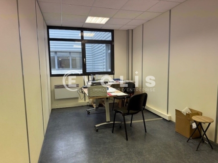 Photo 4 – location Entrepôts / activités	ECHIROLLES (38130)