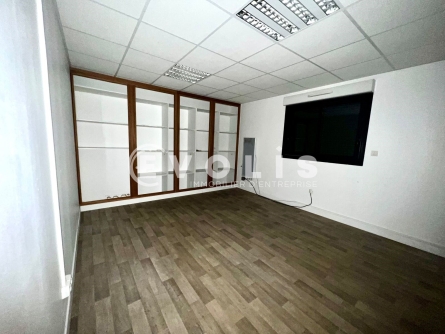 Photo 5 – location Entrepôts / activités	AUDENGE (33980)