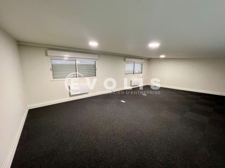 Photo 4 – location Entrepôts / activités	SAINT JEAN D'ILLAC (33127)