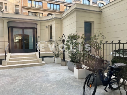 Photo 13 – location bureaux	PARIS (75008)