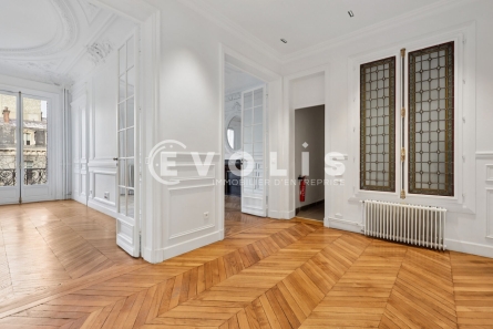Photo 8 – location bureaux	PARIS (75008)