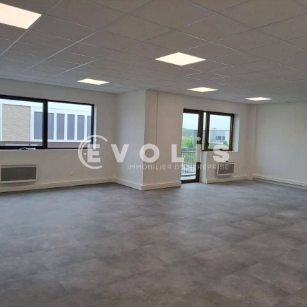 Photo 4 – location Entrepôts / activités	BAILLY ROMAINVILLIERS (77700)