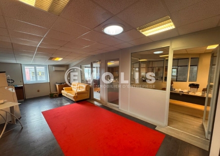 Photo 3 – location Entrepôts / activités	CHASSIEU (69680)