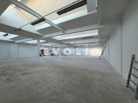 Photo 3 – vente Entrepôts / activités	VILLEURBANNE (69100)