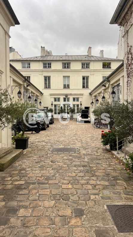 Photo 1 – location bureaux	PARIS (75003)