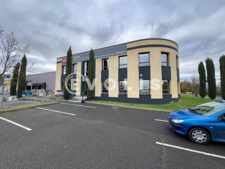 Photo 11 – location Entrepôts / activités	ARNAS (69400)