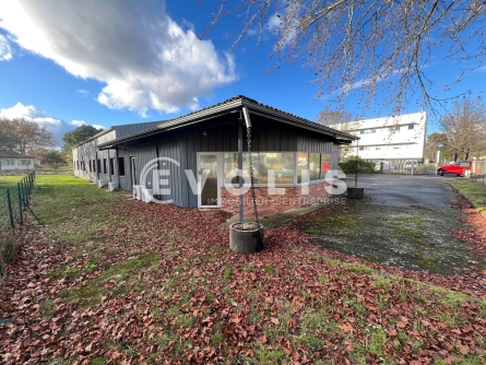 Photo 1 – location Entrepôts / activités	GRADIGNAN (33170)