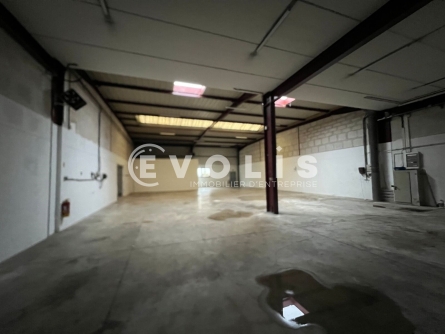 Photo 4 – location Entrepôts / activités	LE BLANC MESNIL (93150)