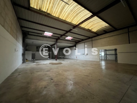 Photo 3 – location Entrepôts / activités	LE BLANC MESNIL (93150)