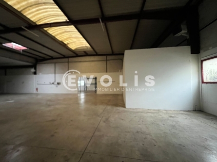 Photo 6 – location Entrepôts / activités	LE BLANC MESNIL (93150)