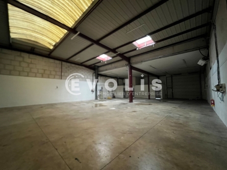 Photo 7 – location Entrepôts / activités	LE BLANC MESNIL (93150)