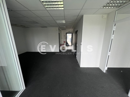 Photo 5 – vente bureaux	SERRIS (77700)