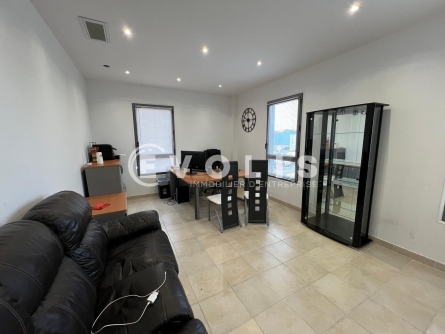 Photo 8 – location Entrepôts / activités	CORBAS (69960)