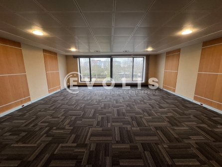 Photo 1 – location bureaux	LIEUSAINT (77127)