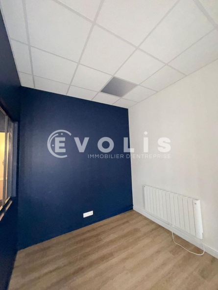 Photo 12 – location Entrepôts / activités	VILLEURBANNE (69100)