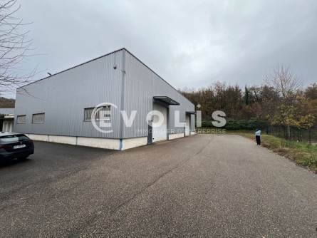 Photo 3 – location Entrepôts / activités	MILLERY (69390)