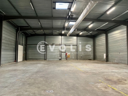 Photo 11 – location Entrepôts / activités	BRUGES (33520)