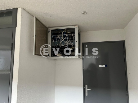 Photo 7 – location Entrepôts / activités	BRUGES (33520)