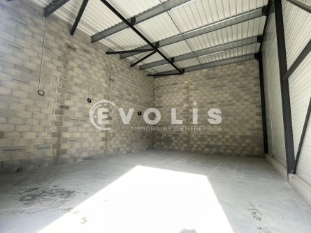 Photo 2 – vente Entrepôts / activités	MARCHEPRIME (33380)