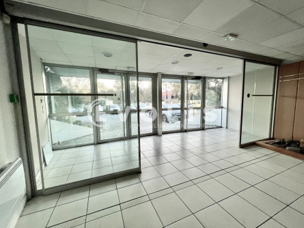 Photo 9 – location Entrepôts / activités	LE HAILLAN (33185)