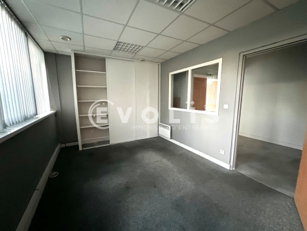 Photo 7 – location Entrepôts / activités	LE HAILLAN (33185)