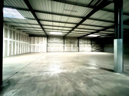 Photo 4 – location Entrepôts / activités	LE HAILLAN (33185)