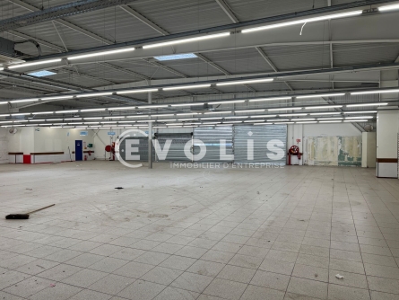 Photo 2 – location Locaux commerciaux	SAVIGNY LE TEMPLE (77176)