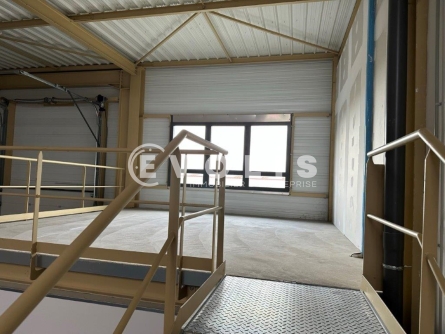 Photo 4 – vente Entrepôts / activités	BOURGOIN JALLIEU (38300)