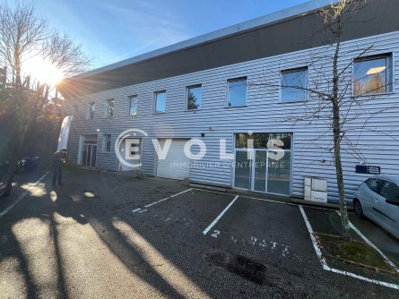 Photo 2 – location Entrepôts / activités	DARDILLY (69570)