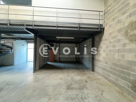 Photo 4 – location Entrepôts / activités	DARDILLY (69570)