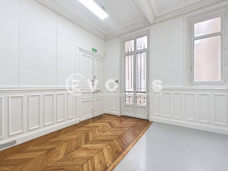 Photo 7 – location bureaux	PARIS (75008)