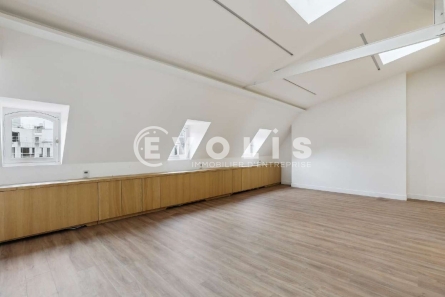 Photo 8 – location bureaux	PARIS (75008)